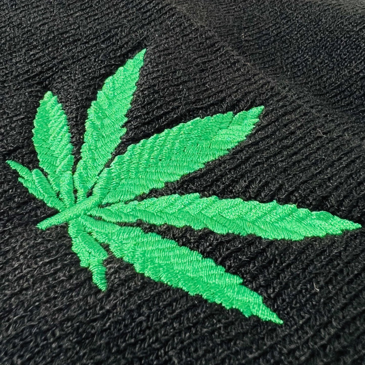 Unisex Embroidered Marijuana Pot Leaf Winter Knit Beanie